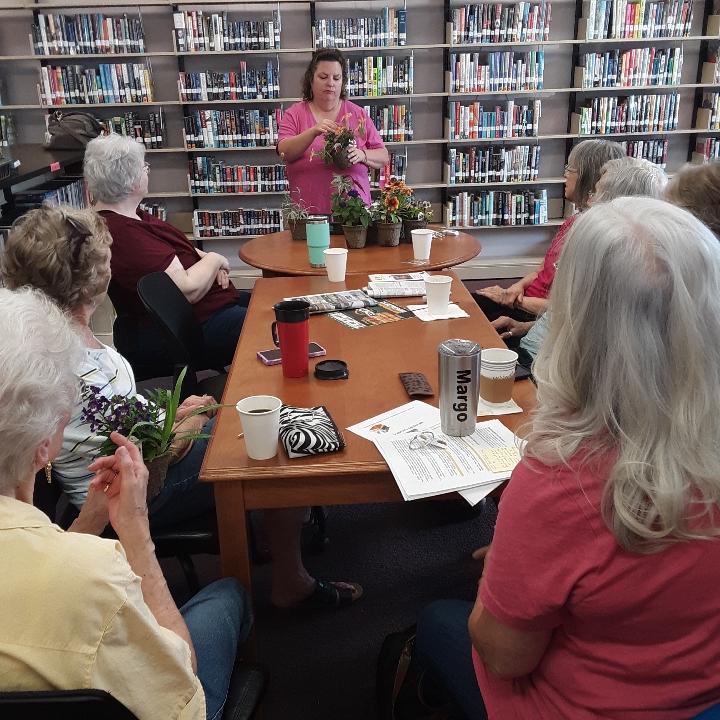 Gallery Ruthven Public Library